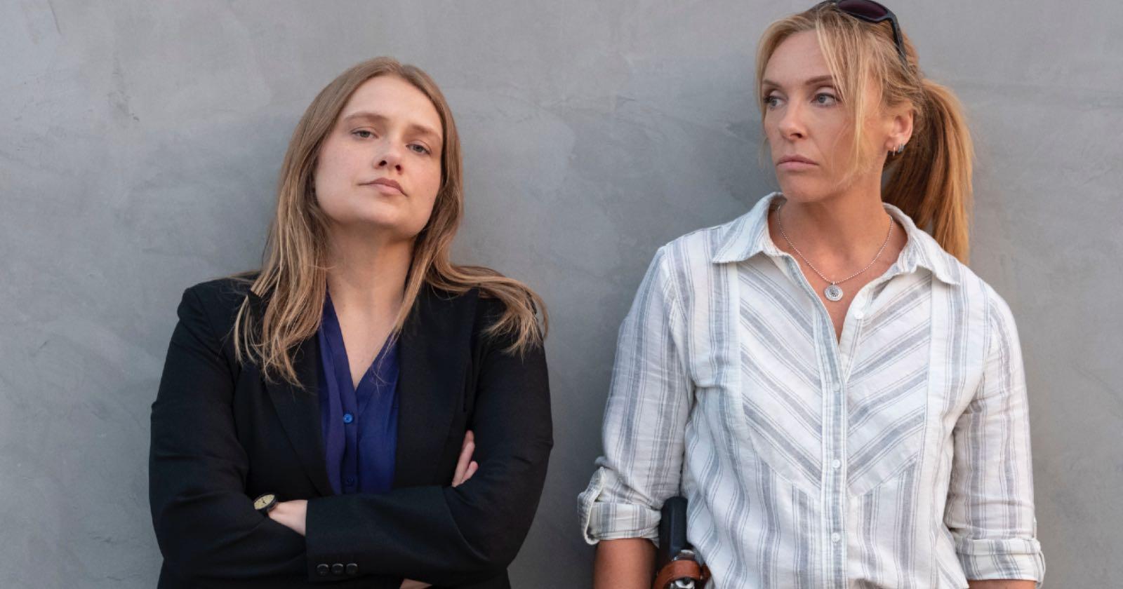Las detectives Grace Rasmussen y Karen Duvall, en la miniserie original de Netflix Inconcebible